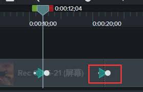 Camtasia删除片段后人像不动怎么办