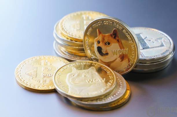 狗狗币价格今年首次突破区域高点，为何有可能上涨 300% 至 1 美元