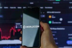 哥伦比亚当局下令关闭世界基金会和人类工具