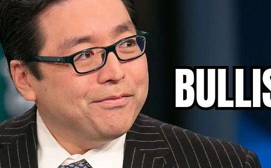 对外狂奶ETH、内部看跌TomLee团队还值得信任吗